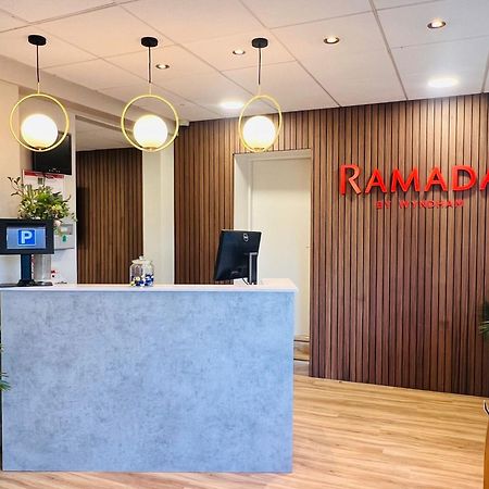 Ramada By Wyndham Cheltenham Hotel Exterior photo